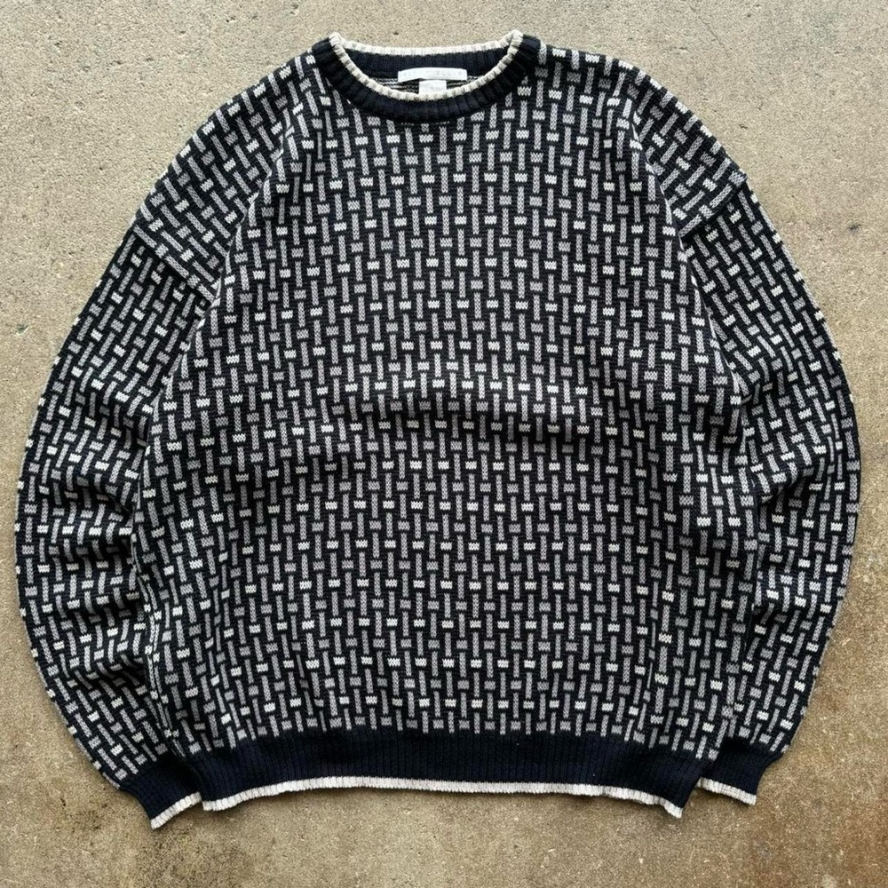 Perry Ellis Black and White Crewneck Sweater